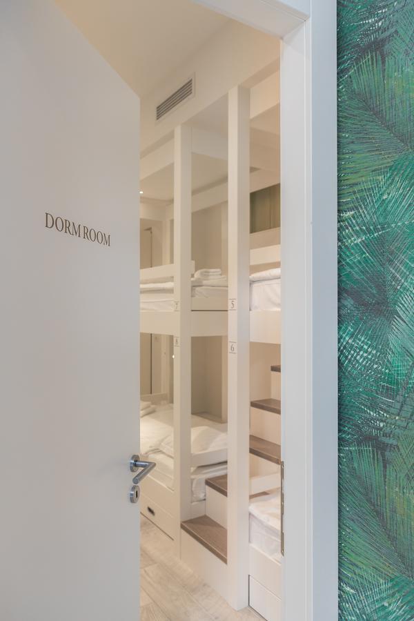 Boutique Hostel Posteya スプリト エクステリア 写真